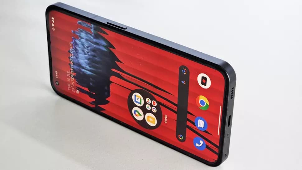 صفحه نمایش nothing phone